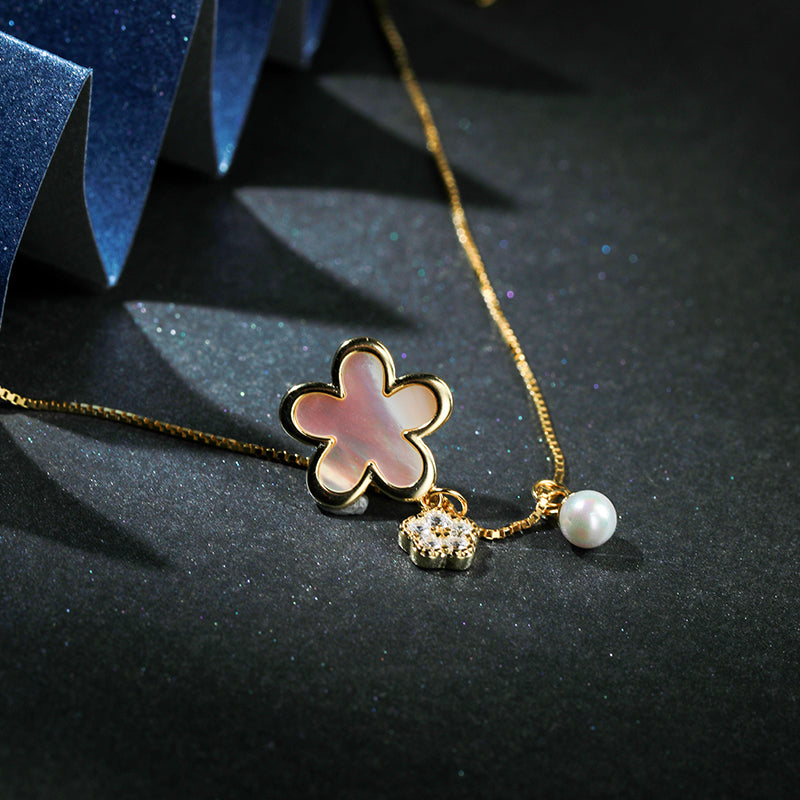 Pearl Peach Blossom Necklace