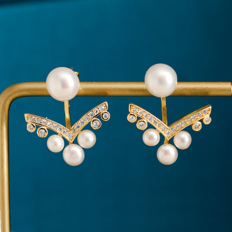 Palace V-Shaped Pearl Earrings