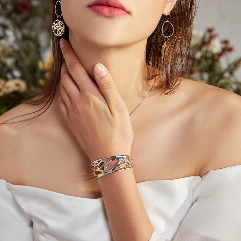 Sea Pianist Hollow Zircon Bracelet