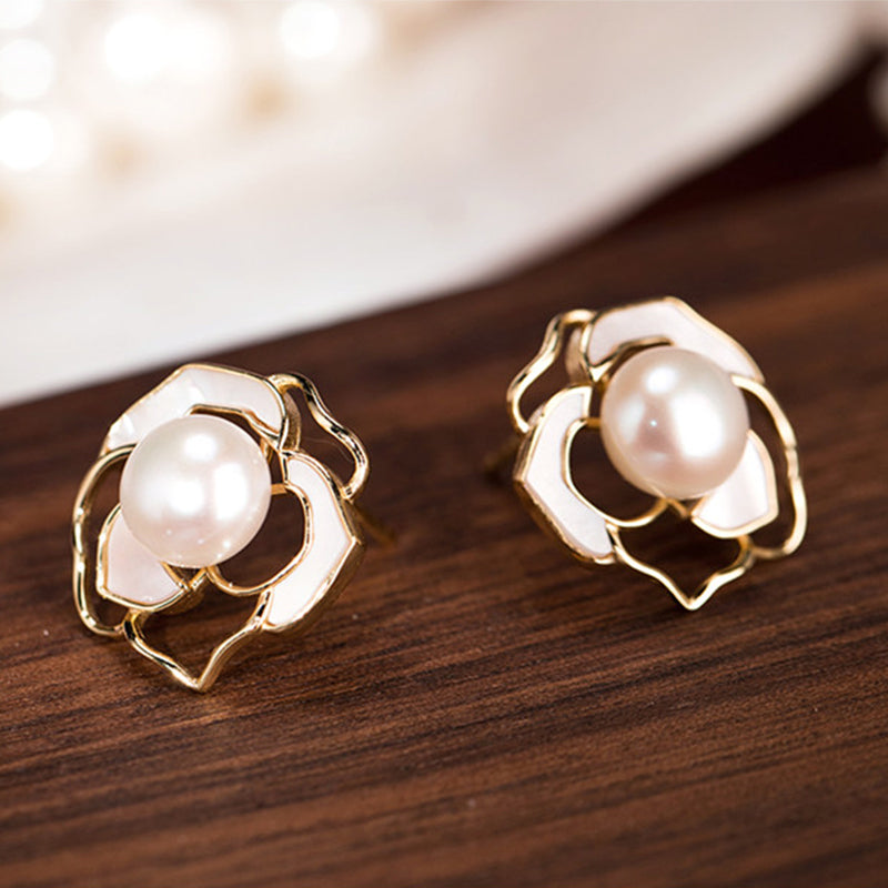 Camellia Pearl Earrings