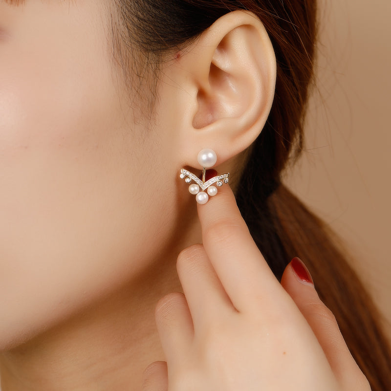Palace V-Shaped Pearl Earrings