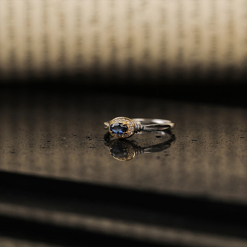 Classic Sapphire Ring
