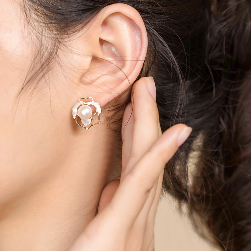 Camellia Pearl Earrings